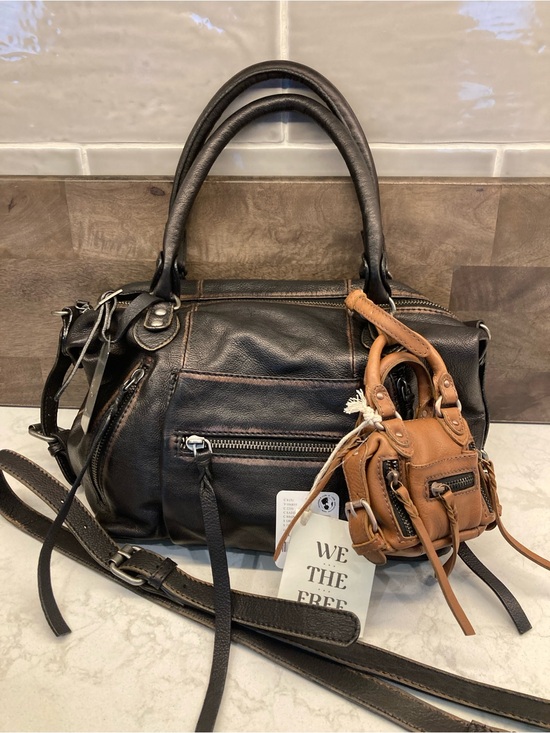 We The Free Handbags - FREE PEOPLE We the Free Baby Emerson Leather Tote Bag in Black w/Mini Emerson